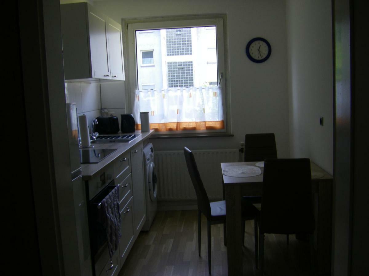 Uni Essen Apartment Bagian luar foto