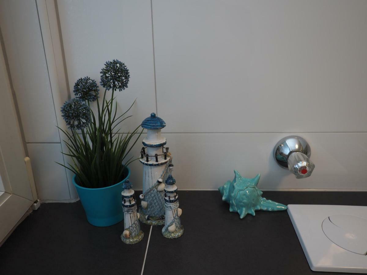 Uni Essen Apartment Bagian luar foto