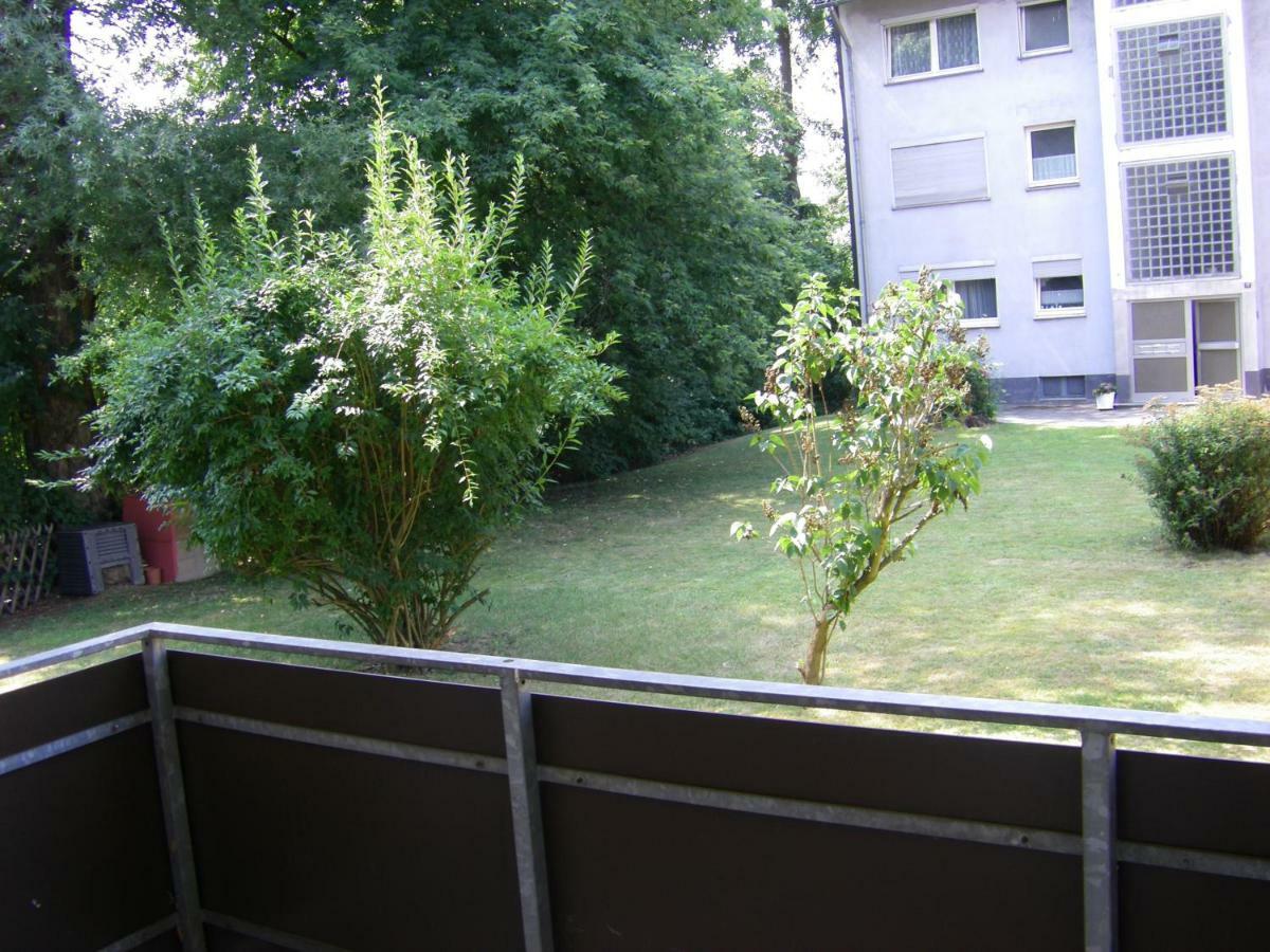 Uni Essen Apartment Bagian luar foto